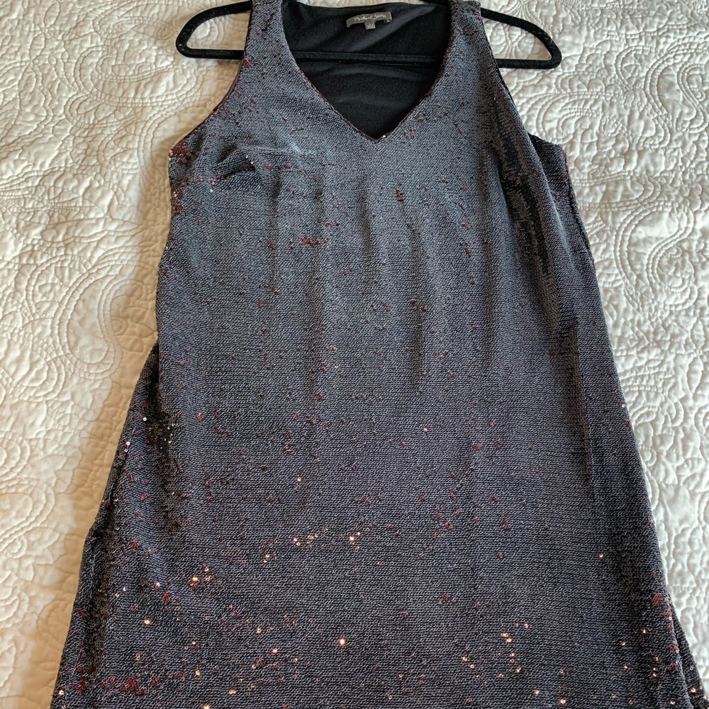 Perfect NYE dress 😍 - Picture 2 of 5